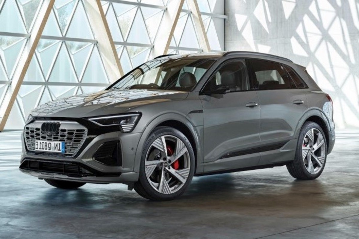 Audi E-Tron 55